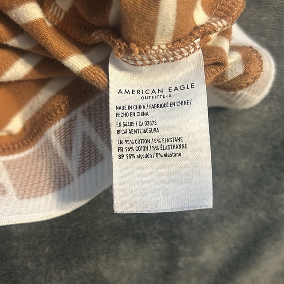 American Eagle Cropped Tank Top - Picture 4 of 5